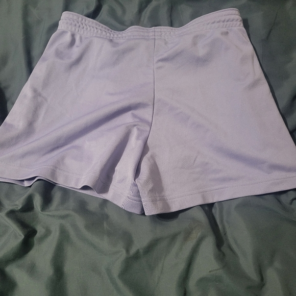 NIKE RUNNING SHORTS WOMEN'S SIZE MEDIUM PURPLE ATHLETIC WORKOUT SPORTSWEAR SHORT - Picture 4 of 4